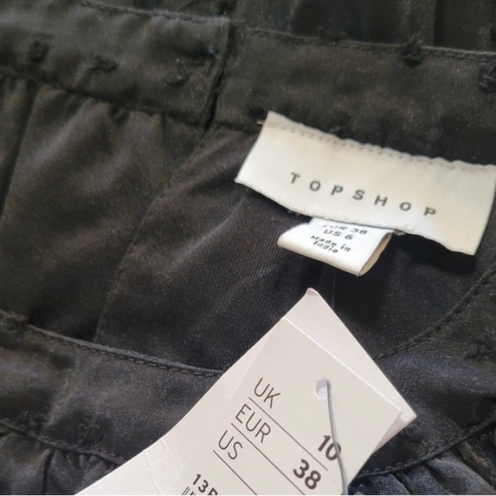 Topshop Black Dobby Shirred Waist
Blouse Top Size 6 NEW - Picture 14 of 14